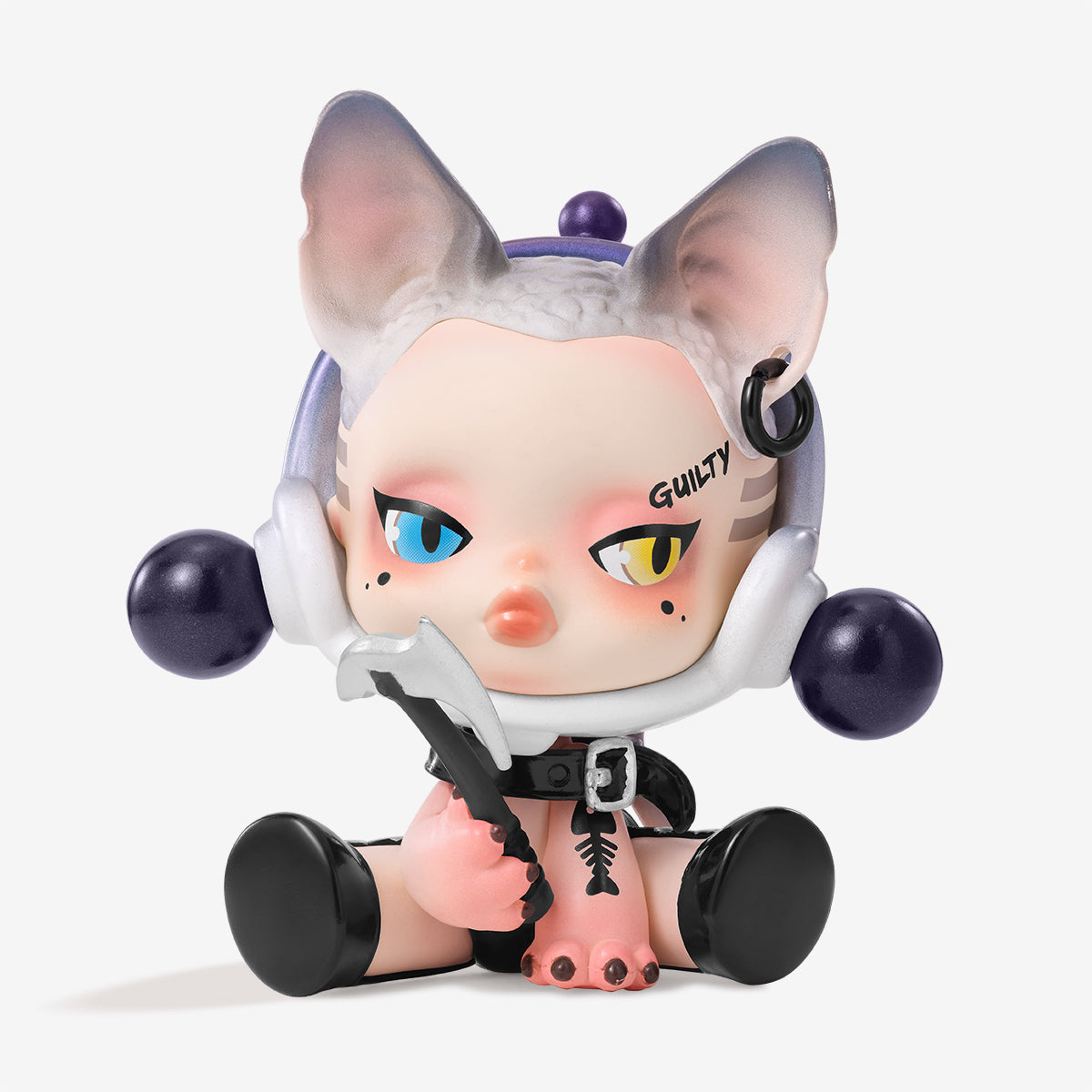 Pop Mart SKULLPANDA The Mare of Animals Series The Feline figure