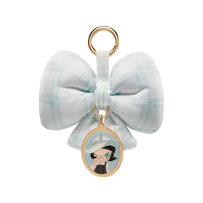 POP MART MOLLY Tender Sea Breeze collectible from Daily Look Series Sachet Blind Box